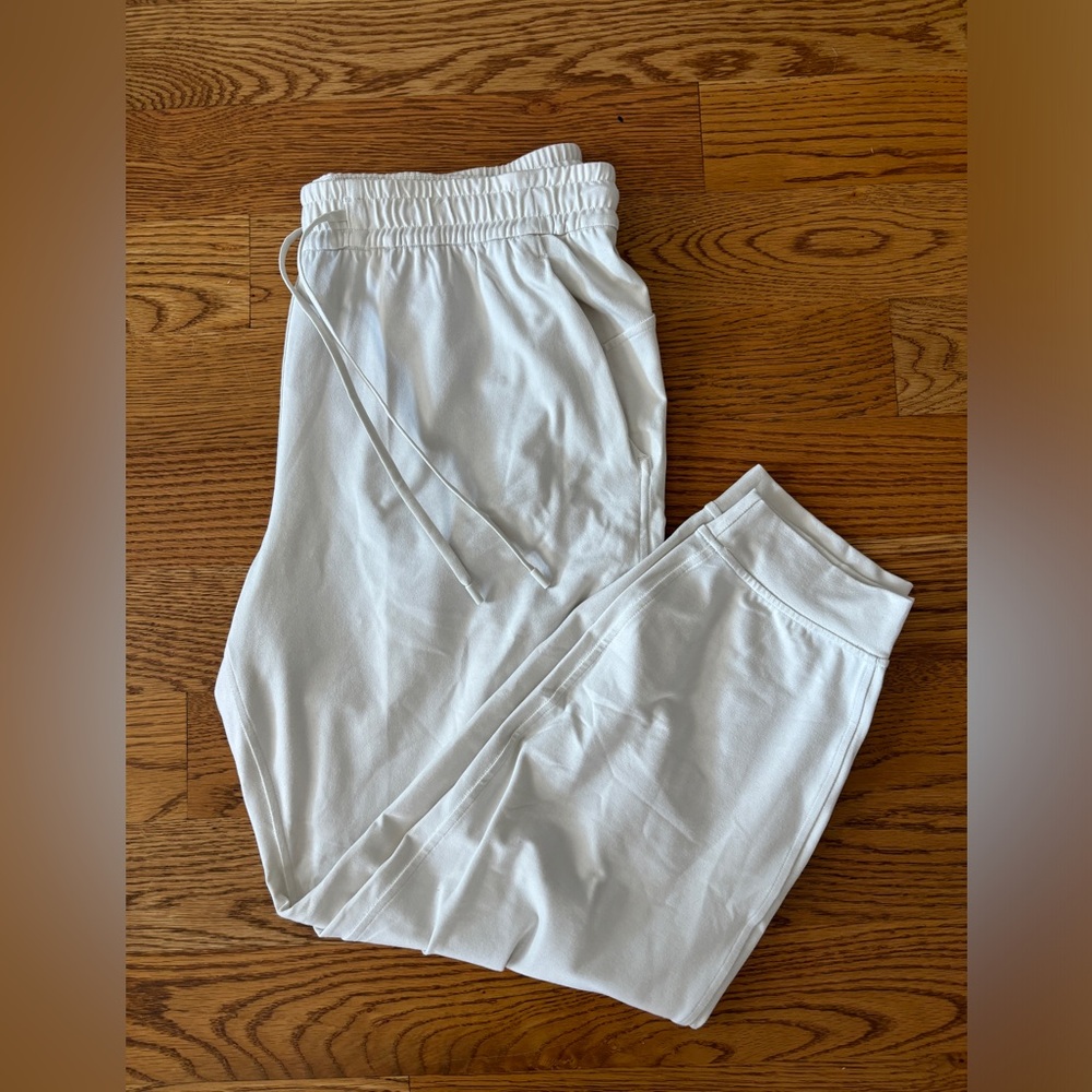 Lululemon soft jersey classic fit midrise 7/8 length jogger
